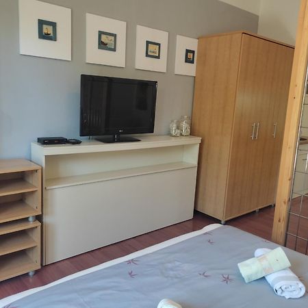 Apartmani Deleut 노비비노돌스키 외부 사진