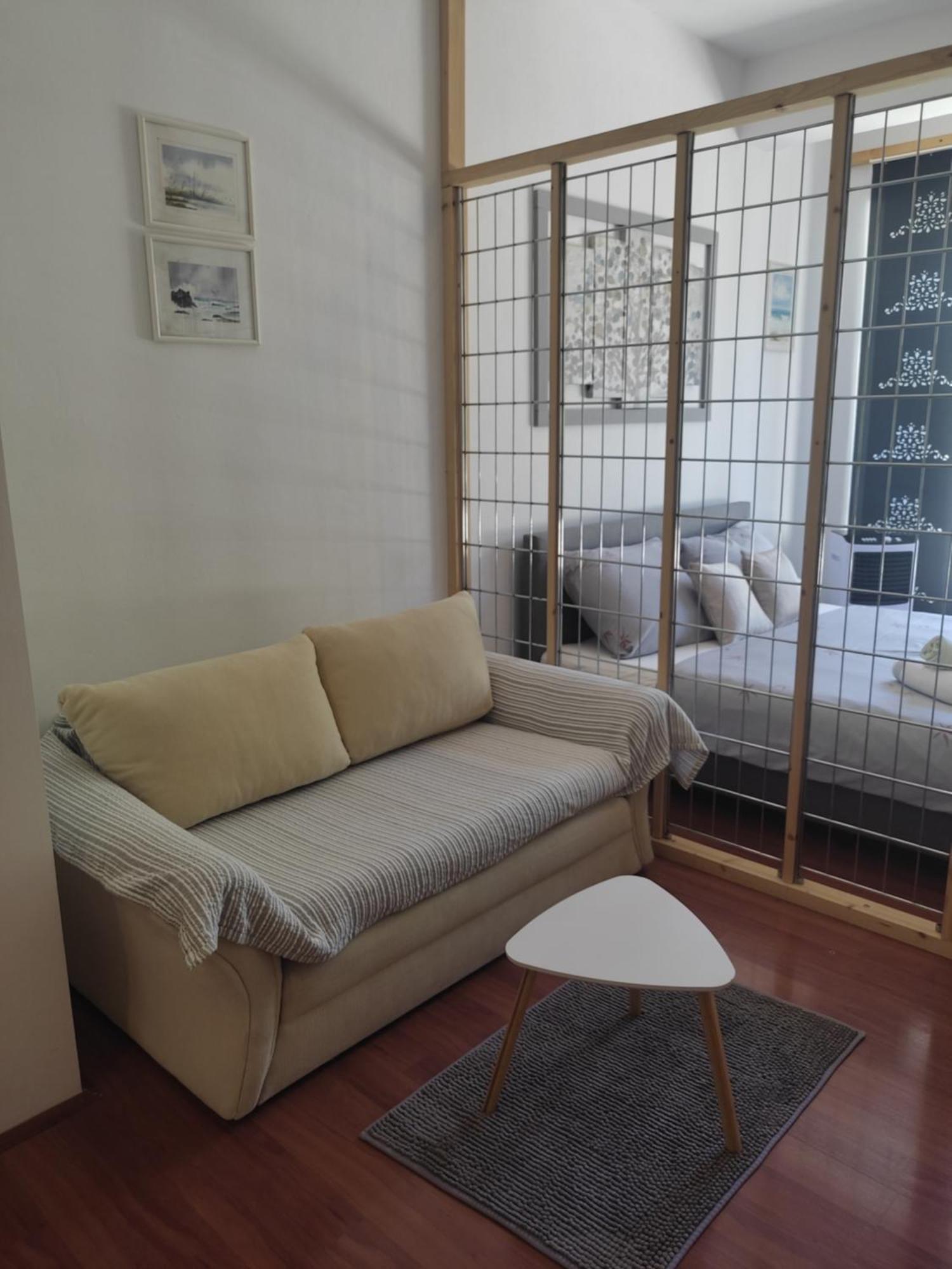 Apartmani Deleut 노비비노돌스키 외부 사진