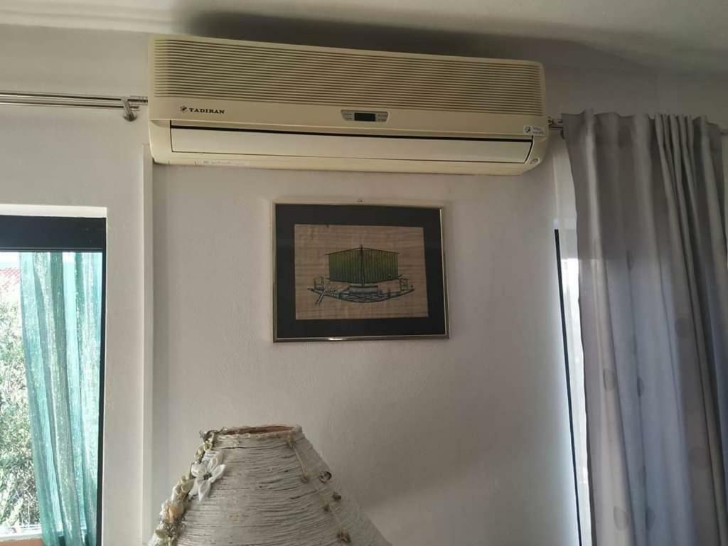 Apartmani Deleut 노비비노돌스키 외부 사진